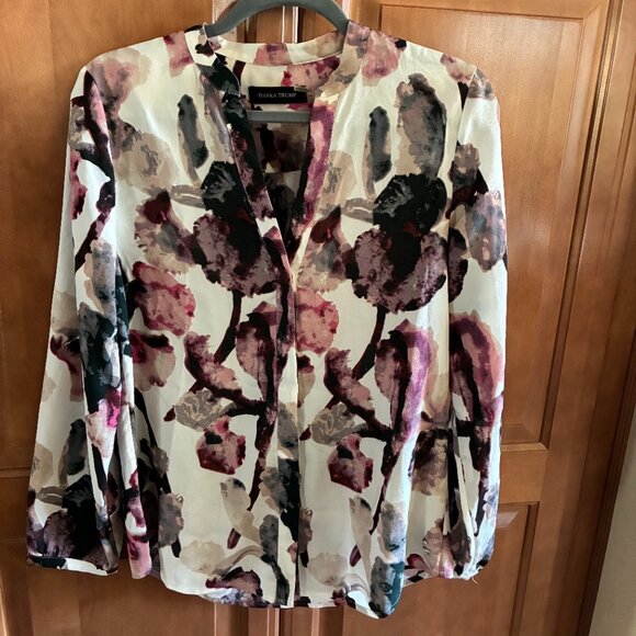 IVANKA TRUMP – Long Sleeve Colorful Blouse, Size M, RN# 54163 - Picture 3 of 12
